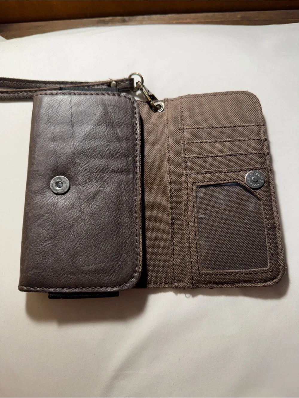N/A dark brown